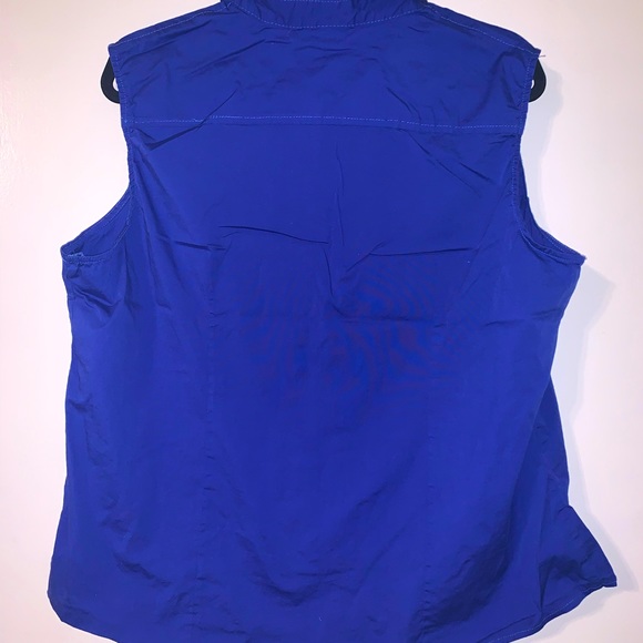 Amazon Basics Royal Blue Mock Neck Button Down - Picture 1 of 2